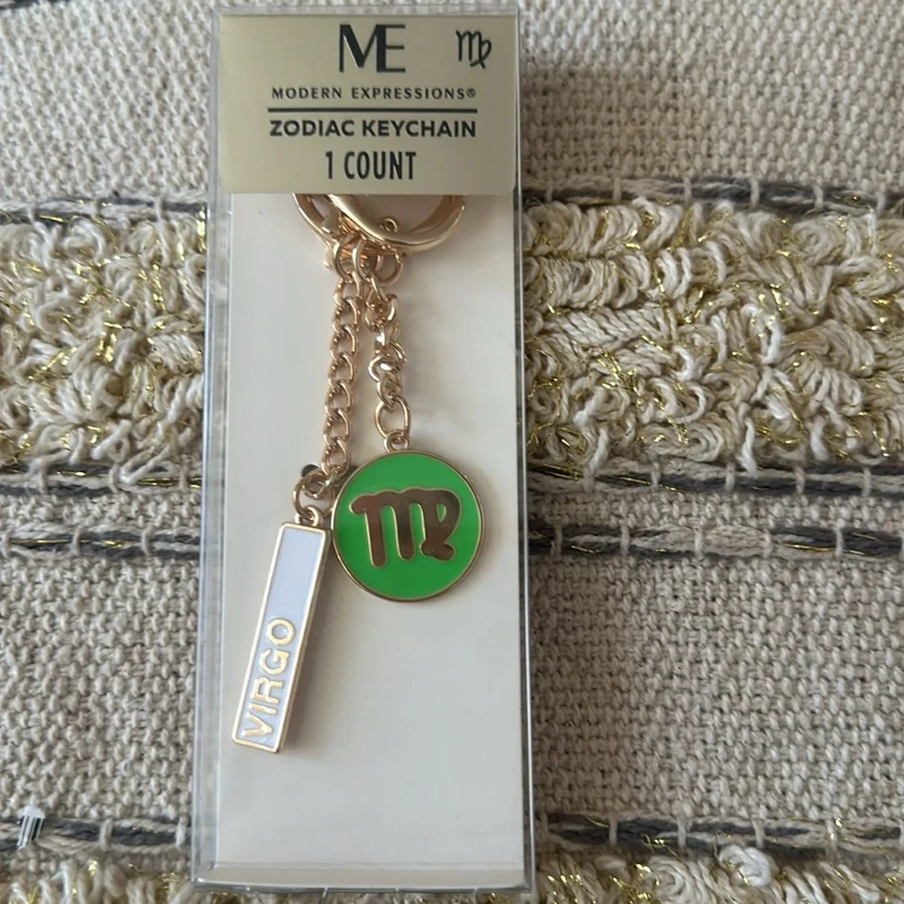 MODERN EXPRESSIONS ZODIAC KEYCHAIN